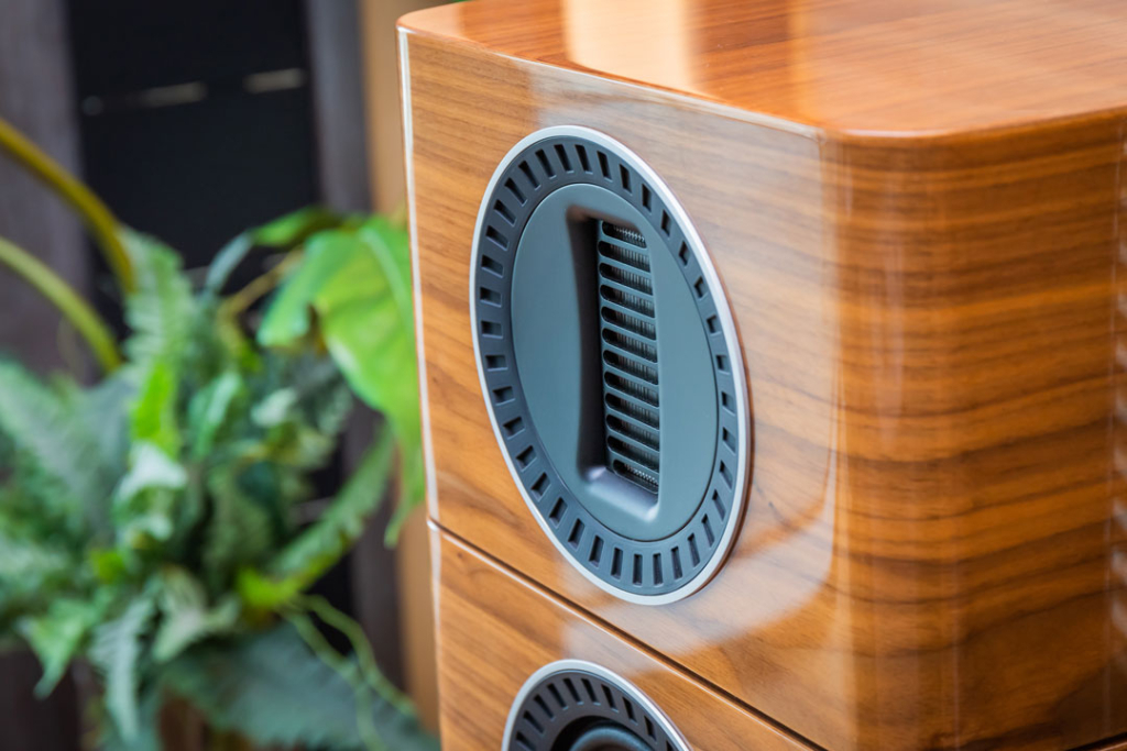 由鉅大恆 NAD M33 + Wharfedale Elysian4 旗艦音響組合222