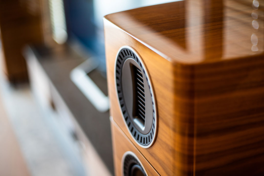 由鉅大恆 NAD M33 + Wharfedale Elysian4 旗艦音響組合437