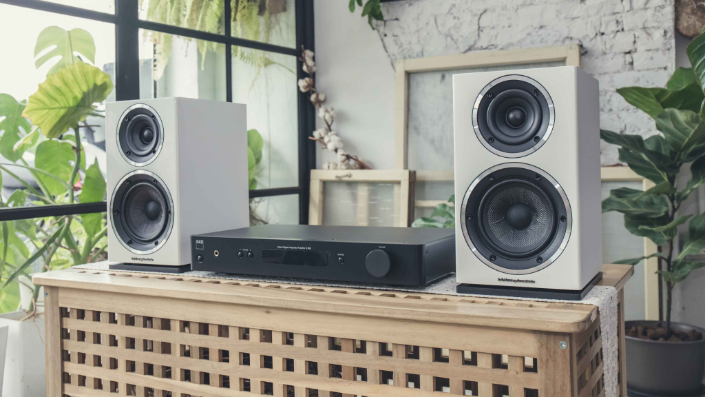 NAD C328綜合擴大機搭配Wharfedale Diamond 220,3萬入門HiFi首選,迎家音響台灣代理