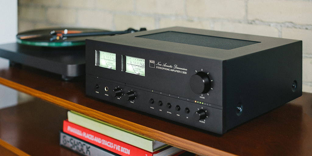 NAD C 3030 - updated VU - Right Above Closeup with turntable on credenza - 1024x512